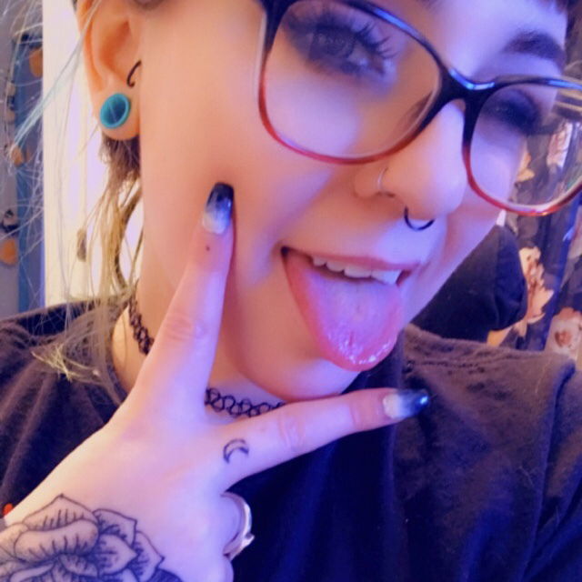 𝙲𝚘𝚟𝚎𝚗 𝙲𝚞𝚝𝚒𝚎's avatar