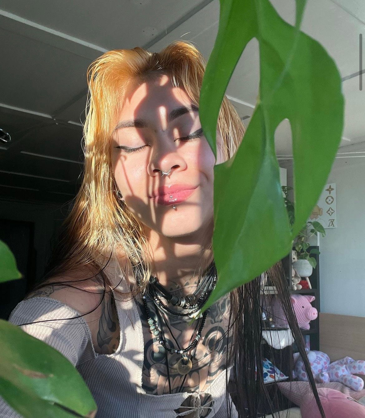 Kimie<3's avatar