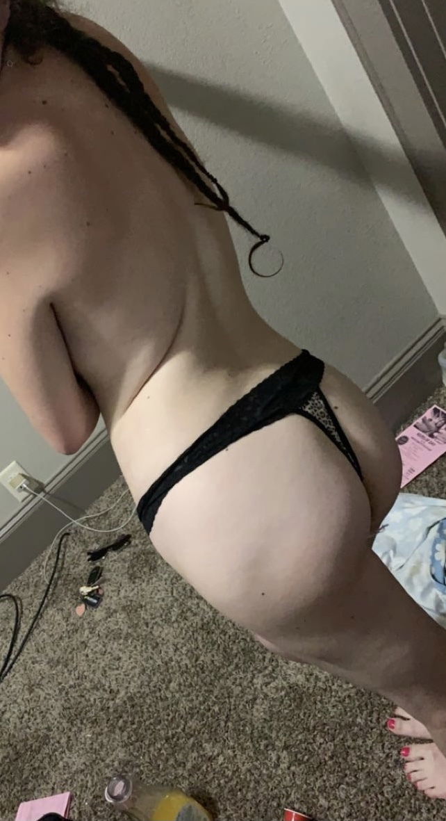 Chloe Ross's avatar