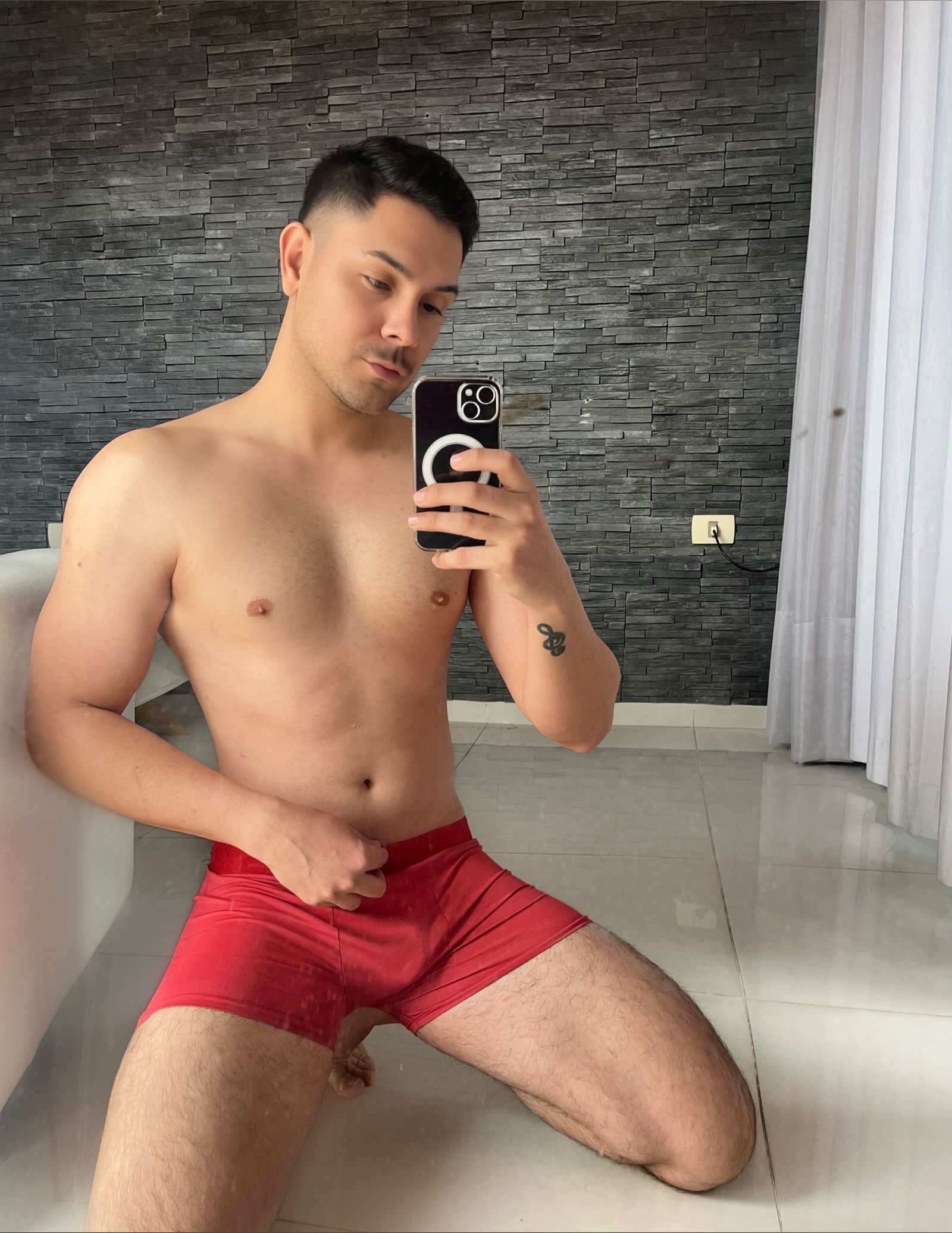 Cristian Martinez's avatar