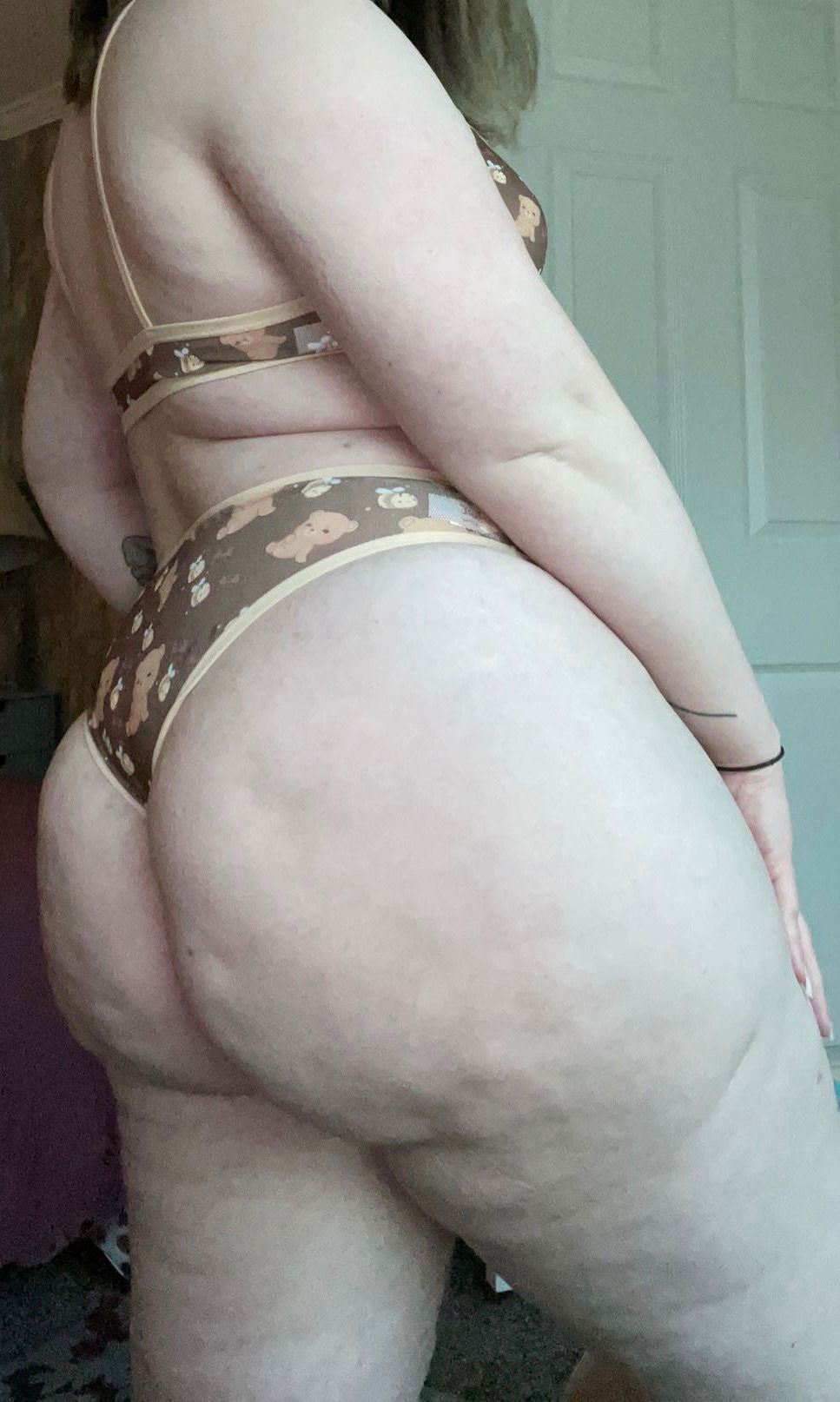 Cumdrop Button 🍑💧