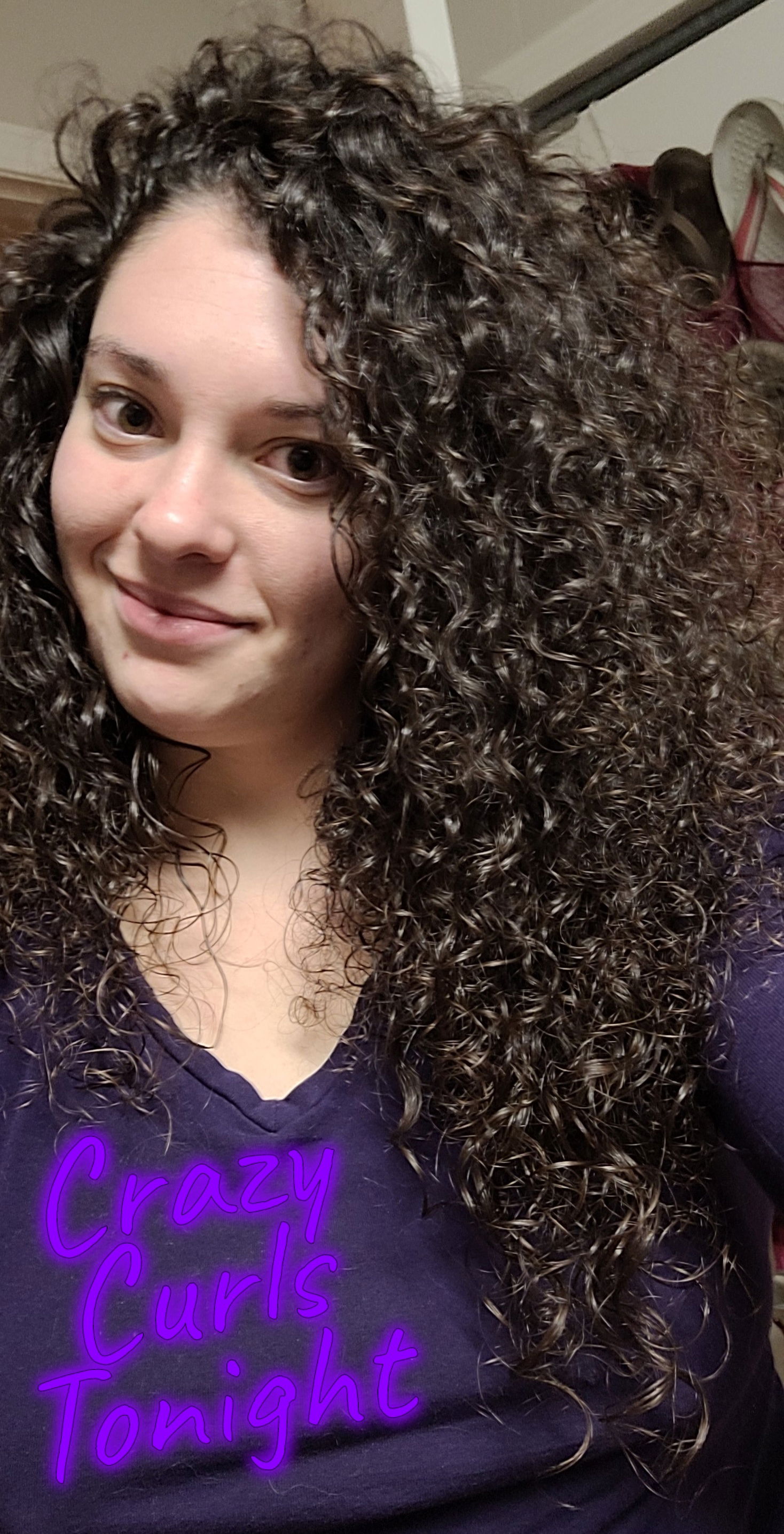 Curly haired cutie😘's avatar