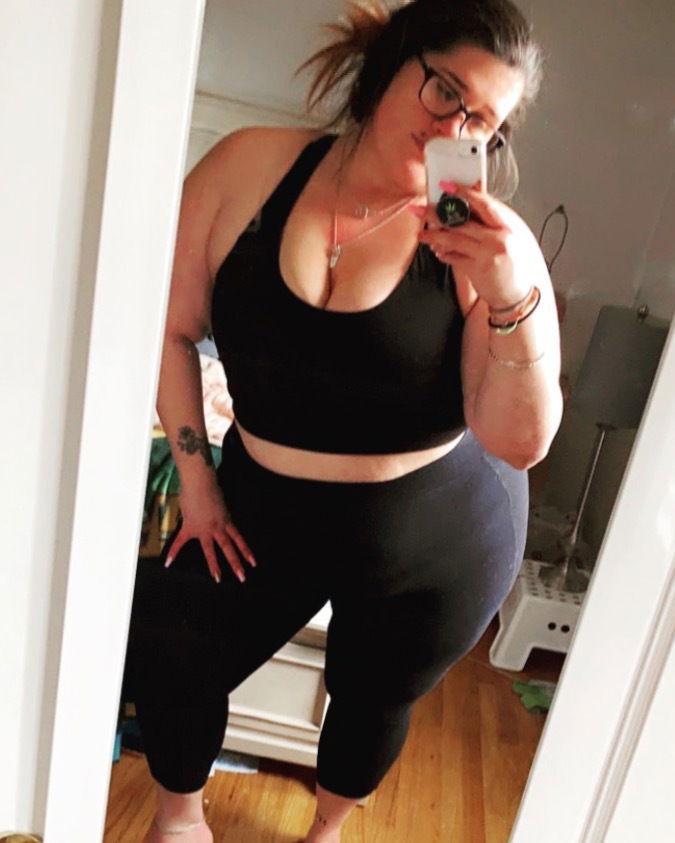 Curvy_stonerchix