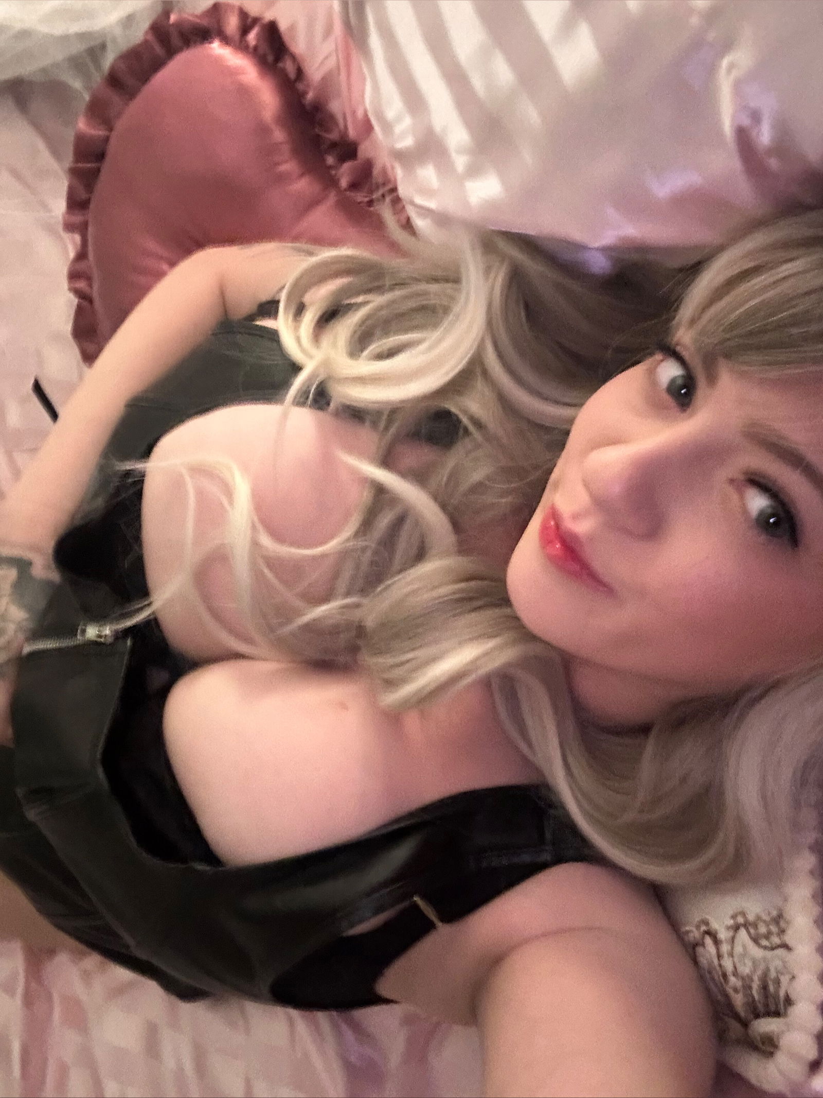 ℬusty bombshell 🖤's avatar