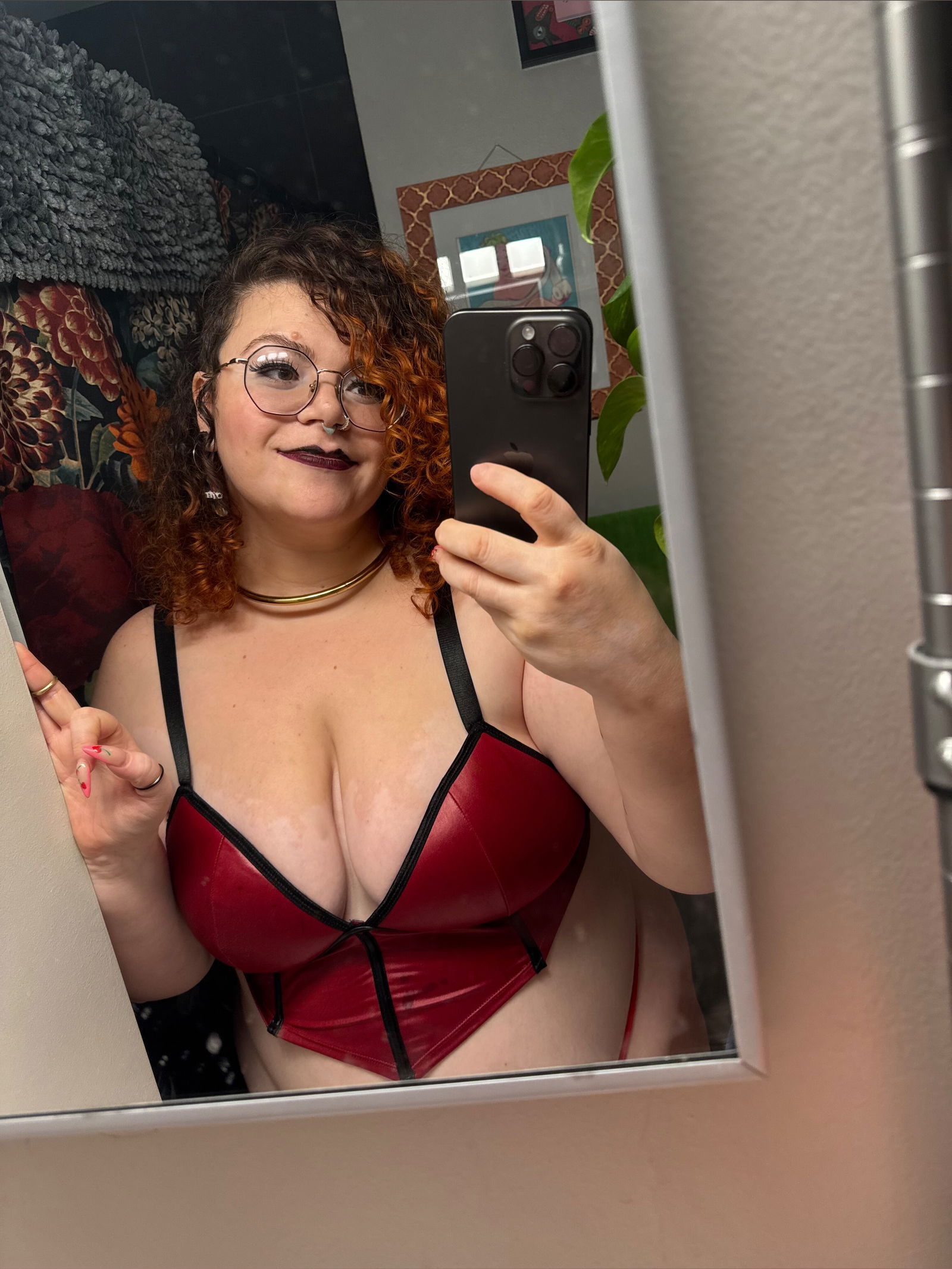Kiki LoveJoy's avatar