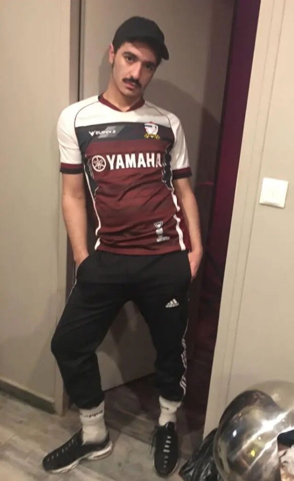 Mehdi bouchar's avatar