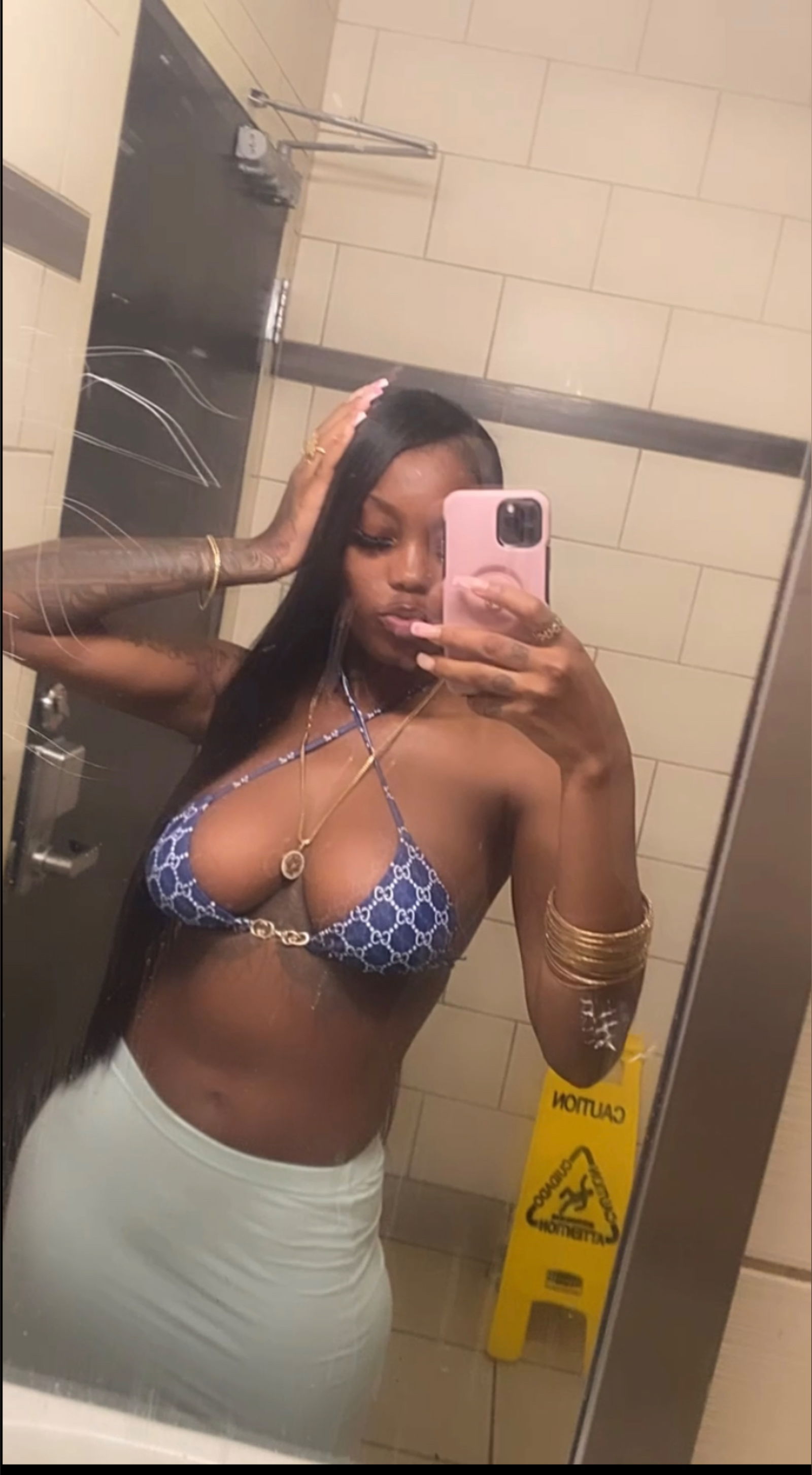 Dahotteesst's avatar