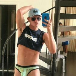 Dakota Wolfe's avatar