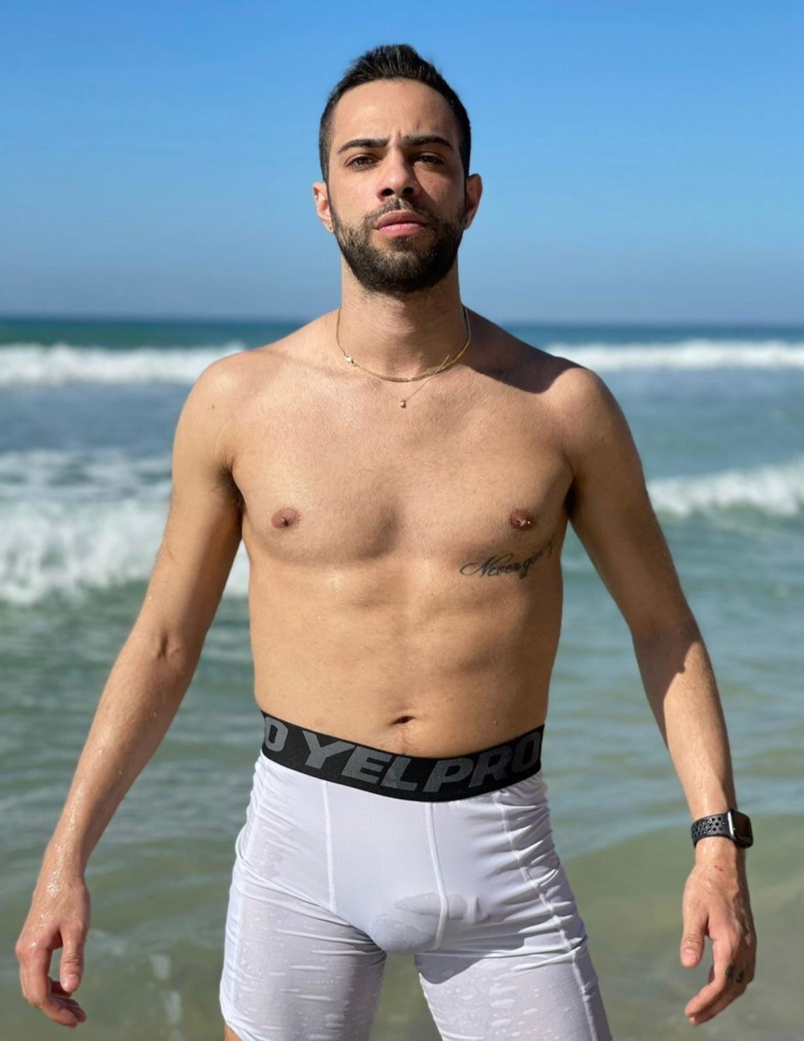 Dan hot stud's avatar
