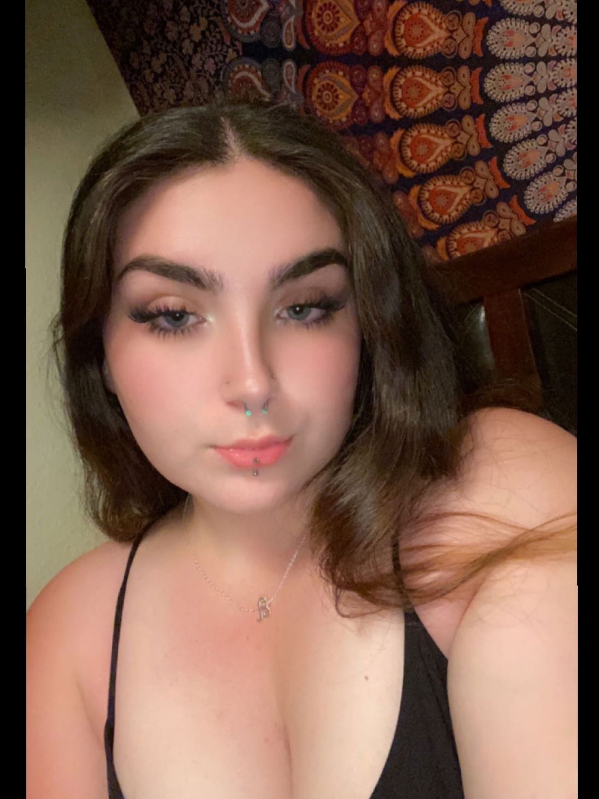 Dani 🍒's avatar