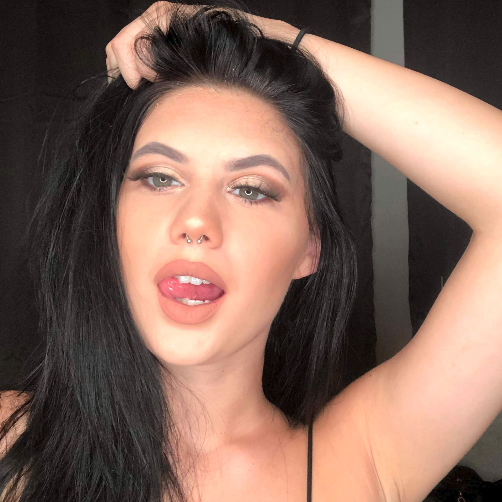 Darienne Paige's avatar