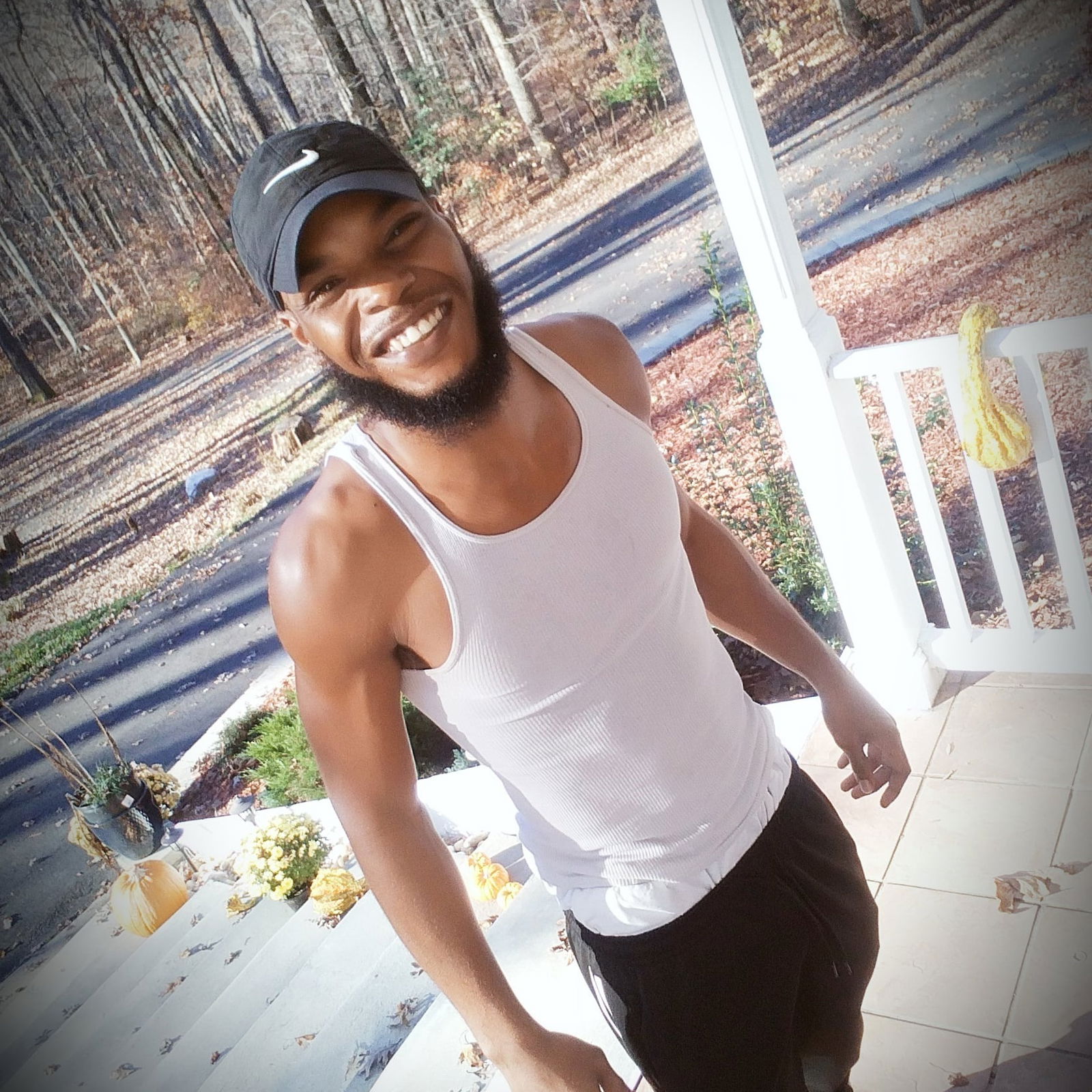 Trey😈's avatar