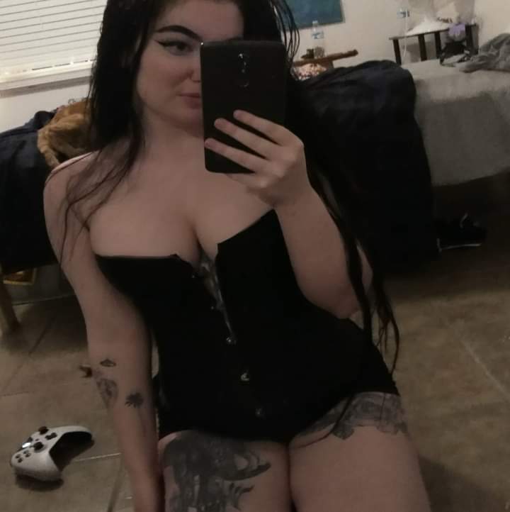 Alaina's avatar