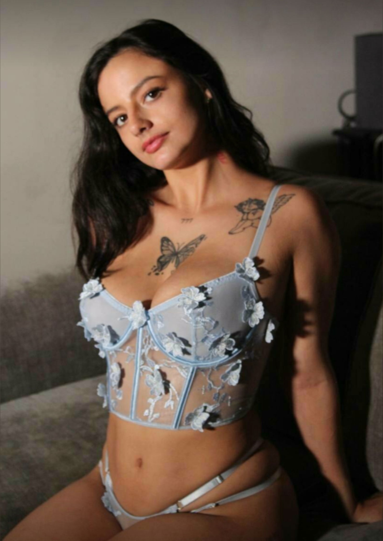 Desi VIP 🎁's avatar