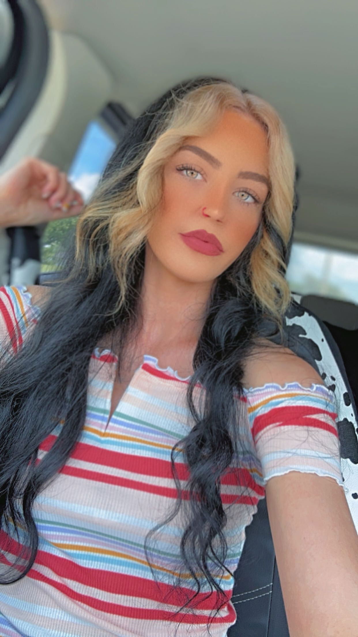 Your Fave Petite Smalltown Attraction🖤📞's avatar