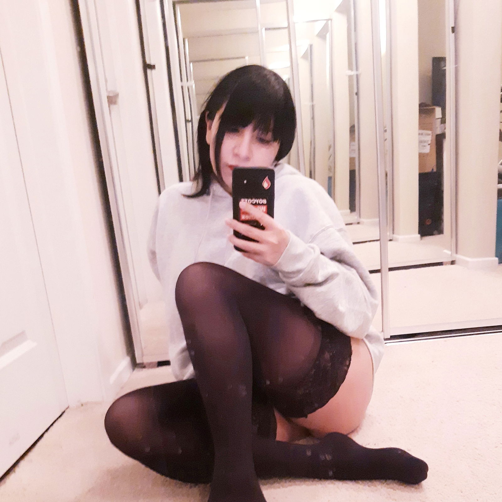 Emi Emi's avatar
