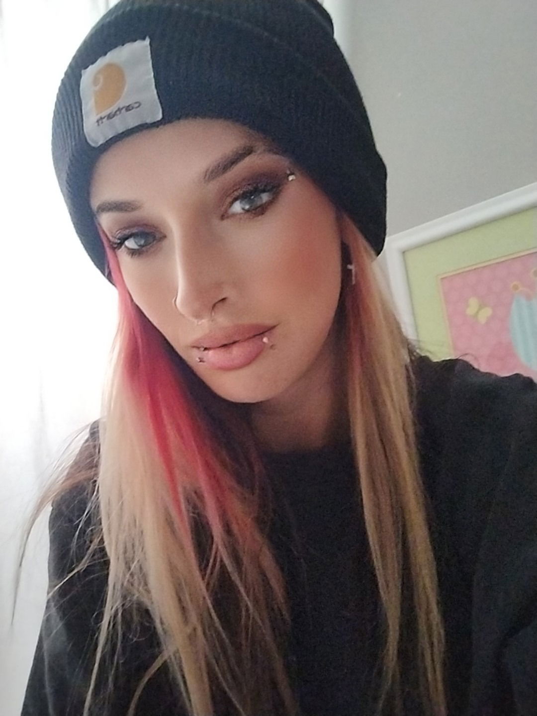 Devina Lynn's avatar
