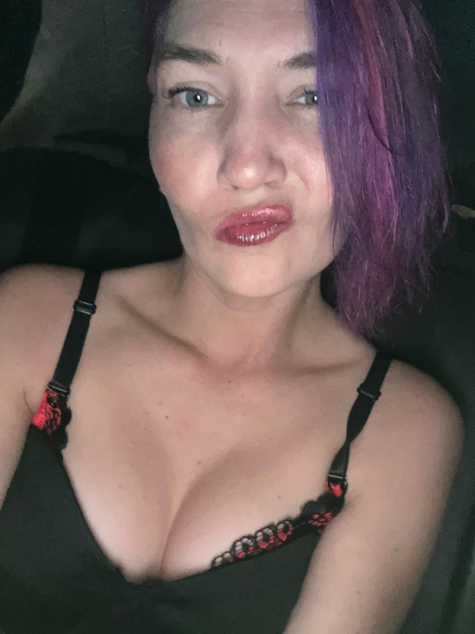 Sasha Diamond's avatar