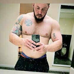 Stunningly Dick's avatar