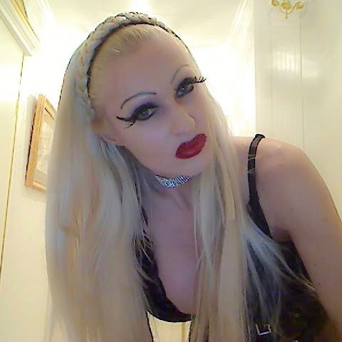 Diva Bizarre's avatar