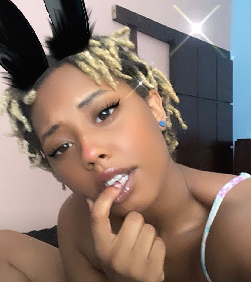 FinDome Goddess😈✨'s avatar