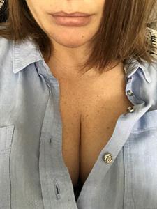 Domina's avatar