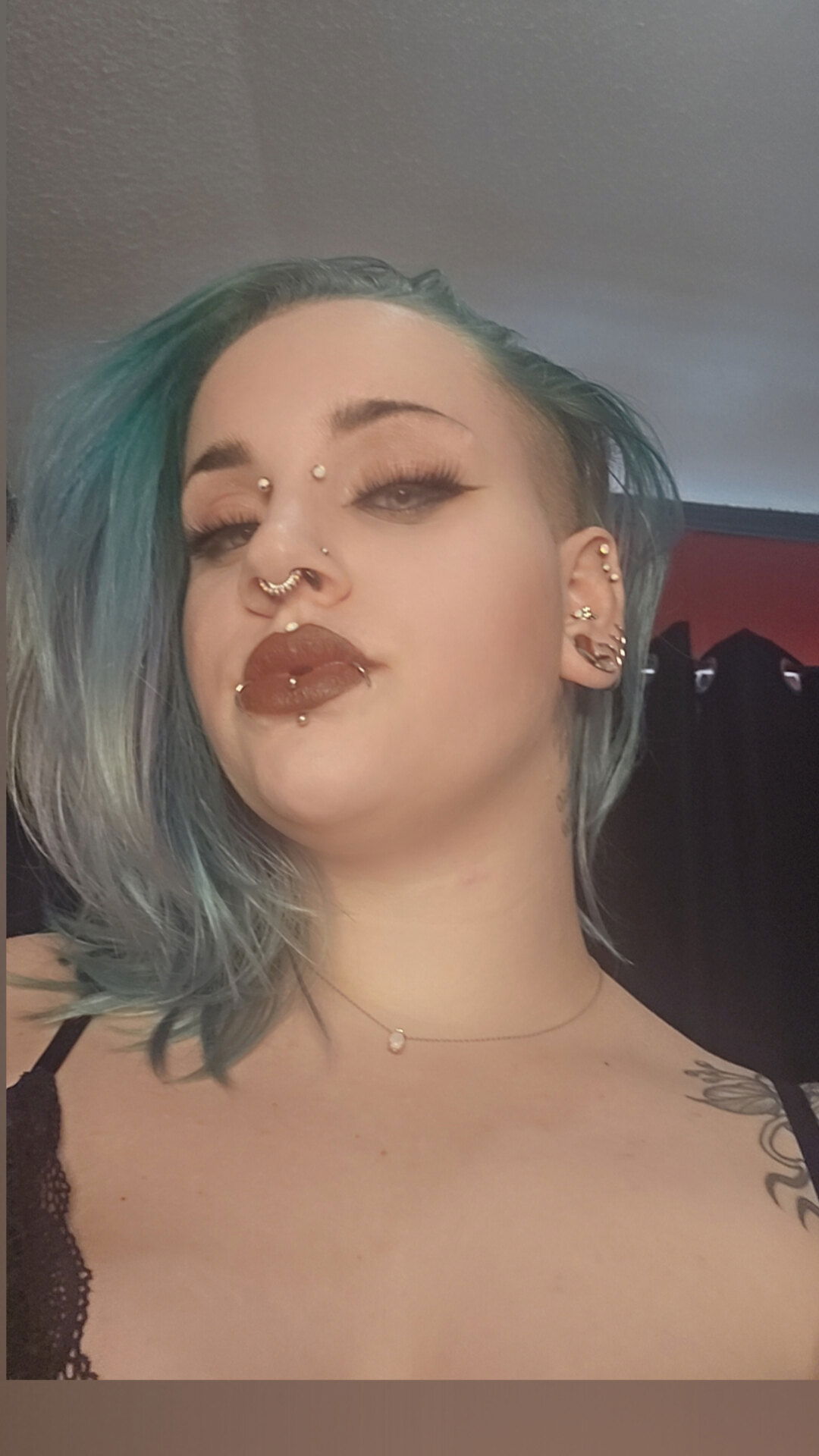 Madi 🌊🖤