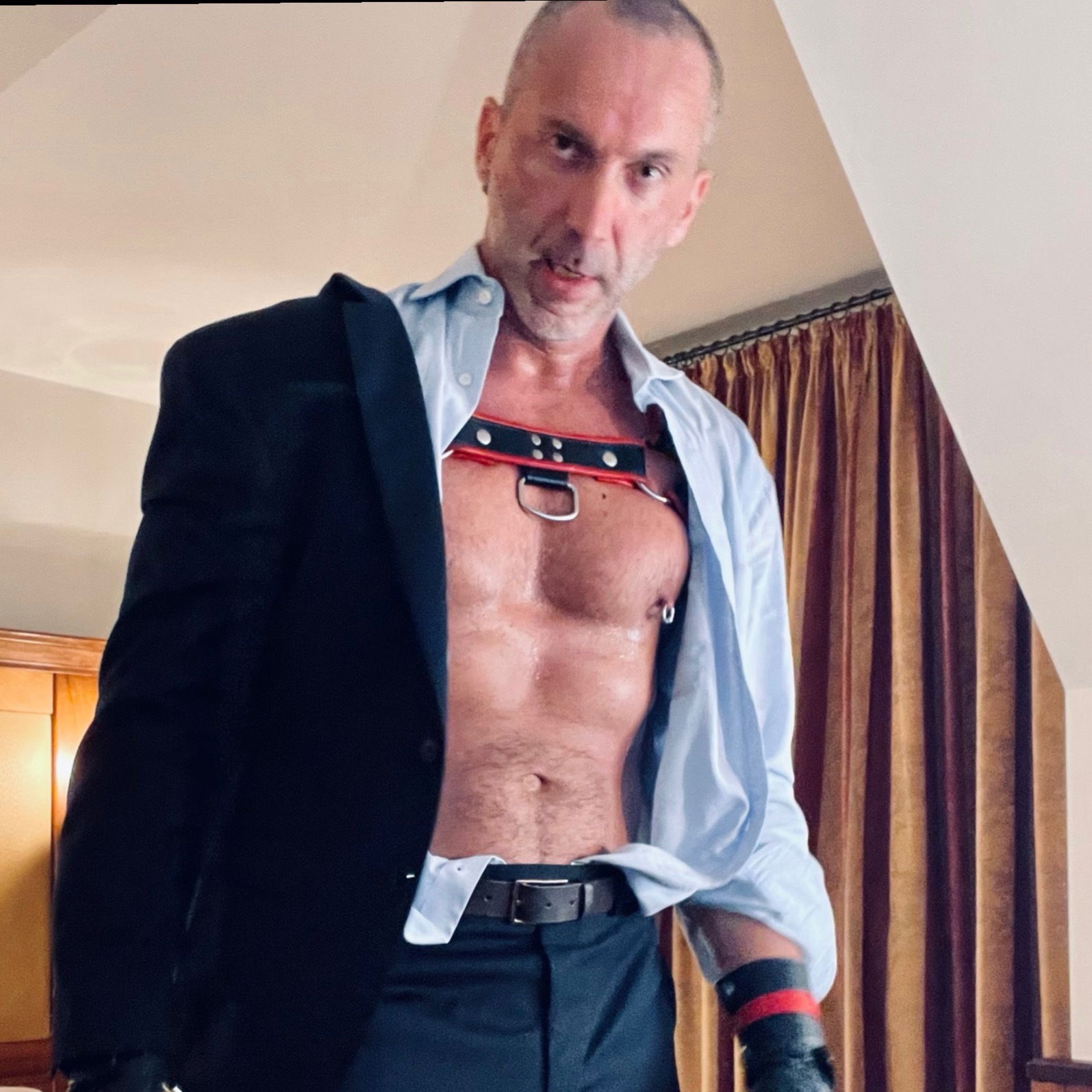 DOMRobertBerlin's avatar