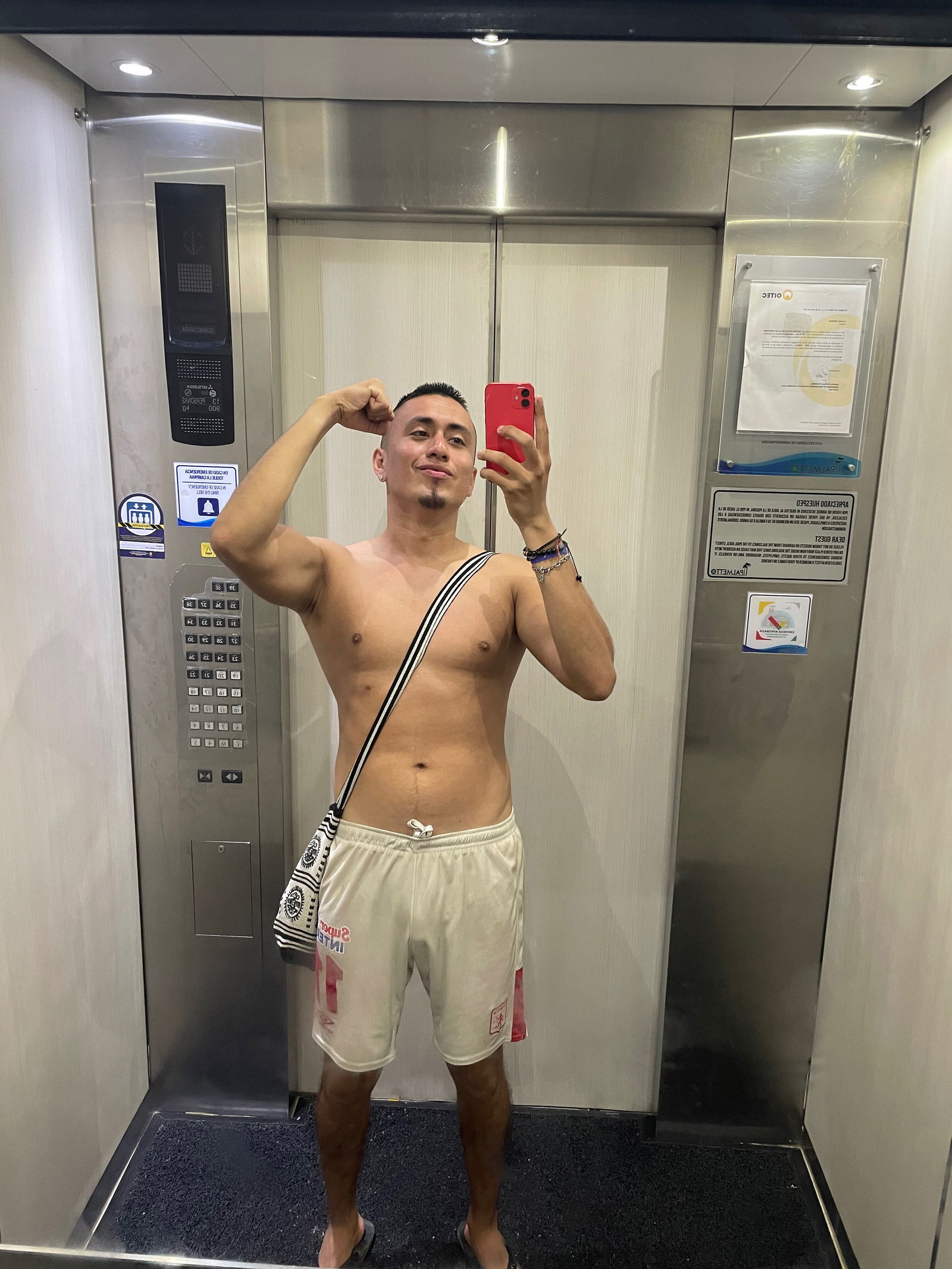 donkeyguy92x's avatar