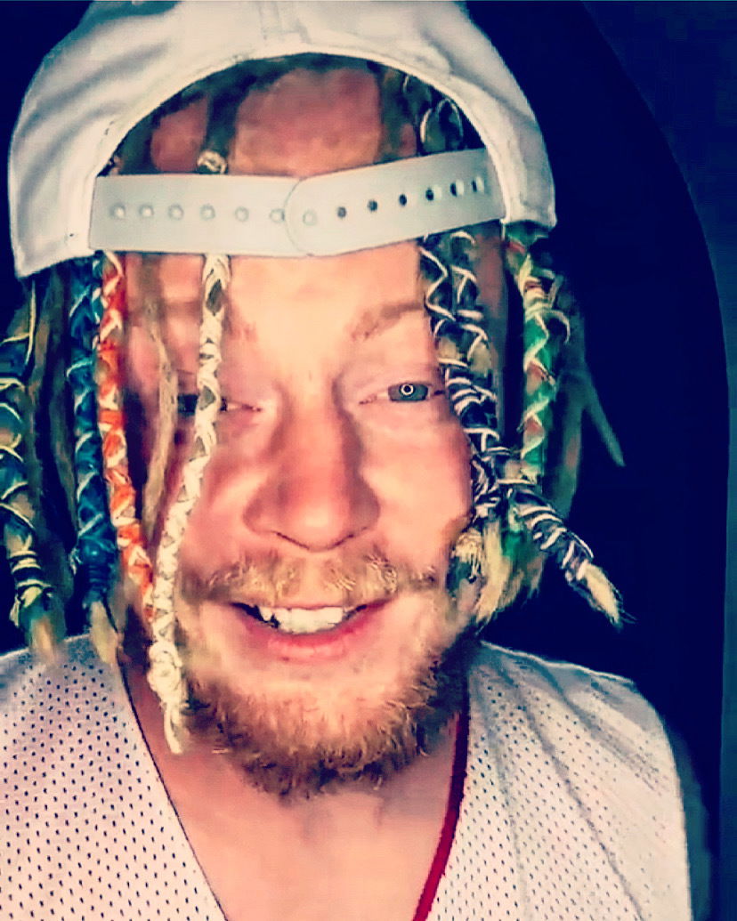 Dreadlock Ginger's avatar