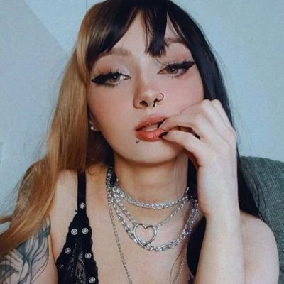 Krissy 🔮's avatar