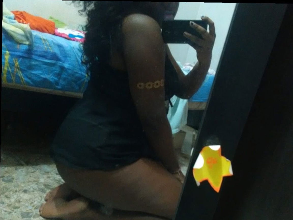 Latina😈's avatar