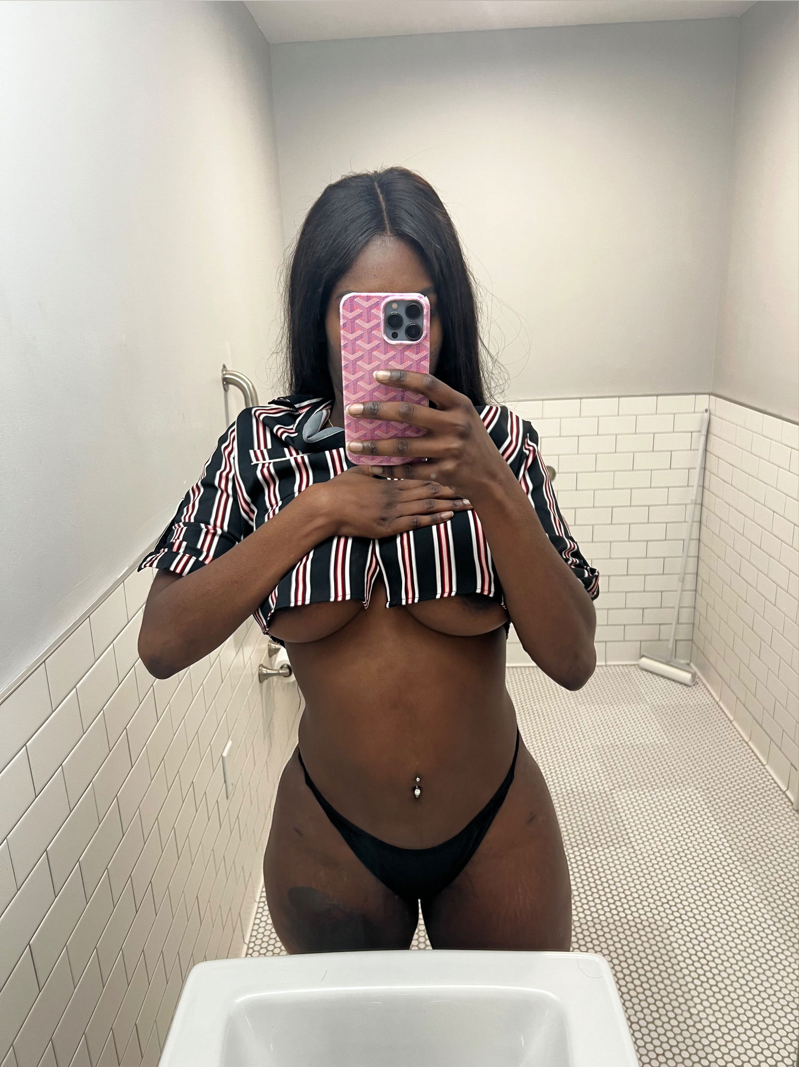Ebony Faith Love's avatar