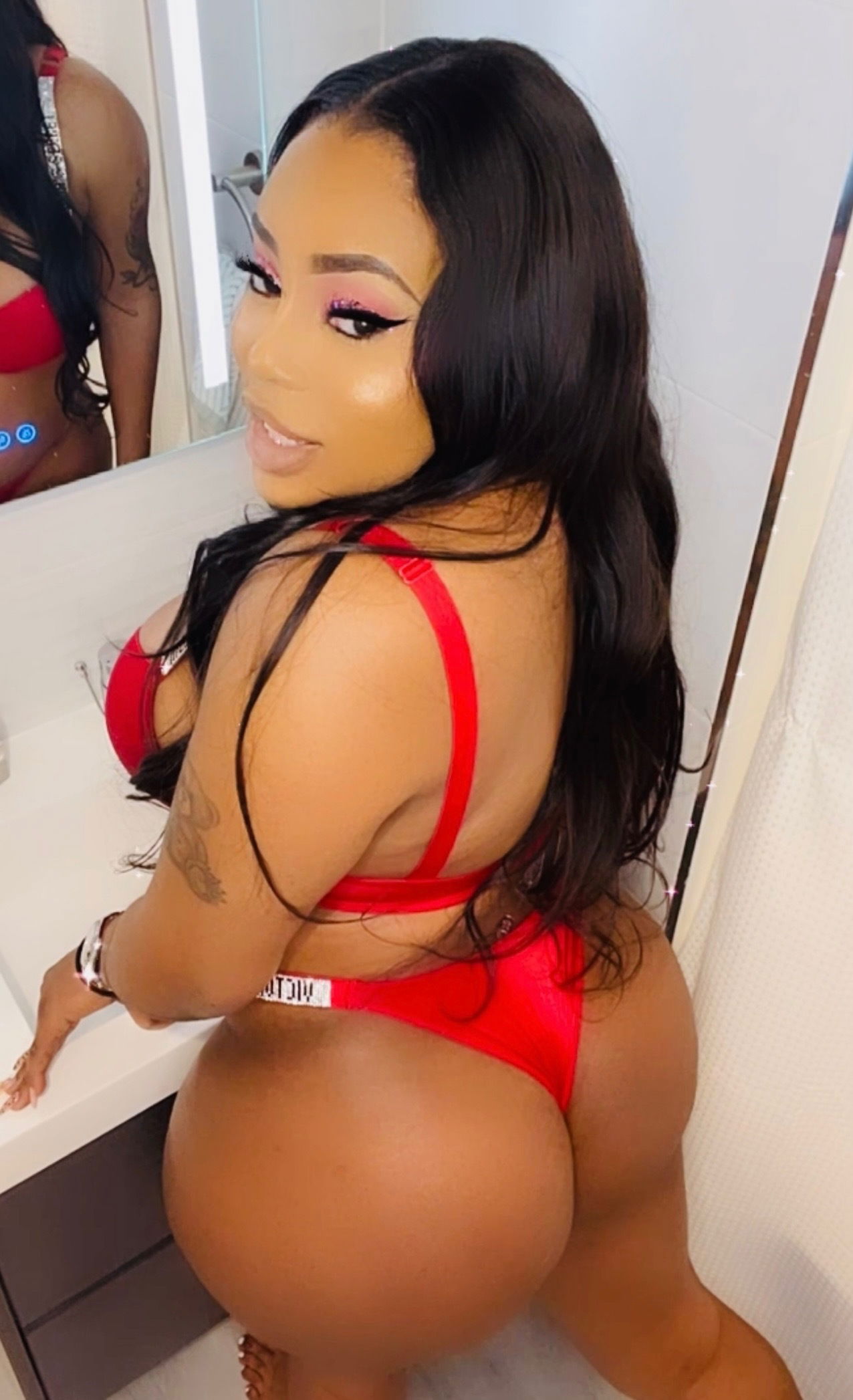 Sexy Michelle's avatar