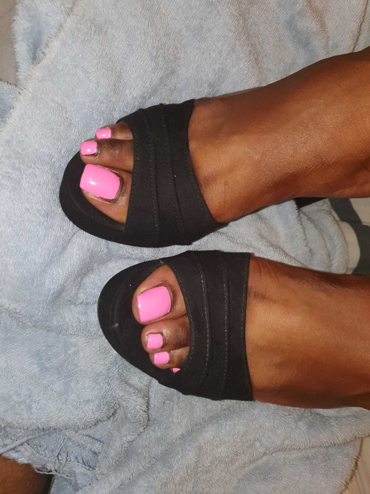 Ebony Toez's avatar