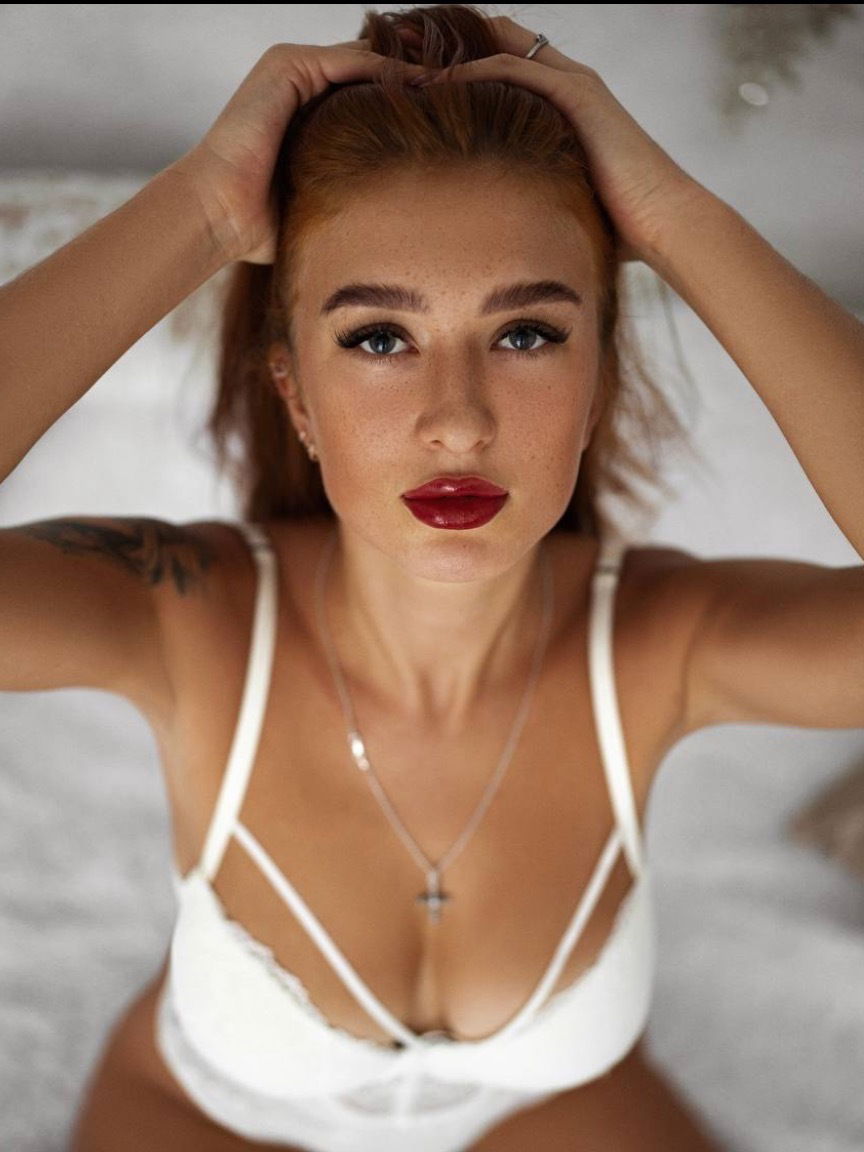 Elina Pretty 💋's avatar