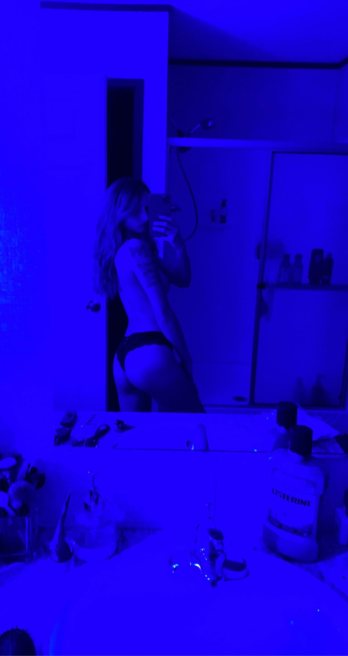 EX