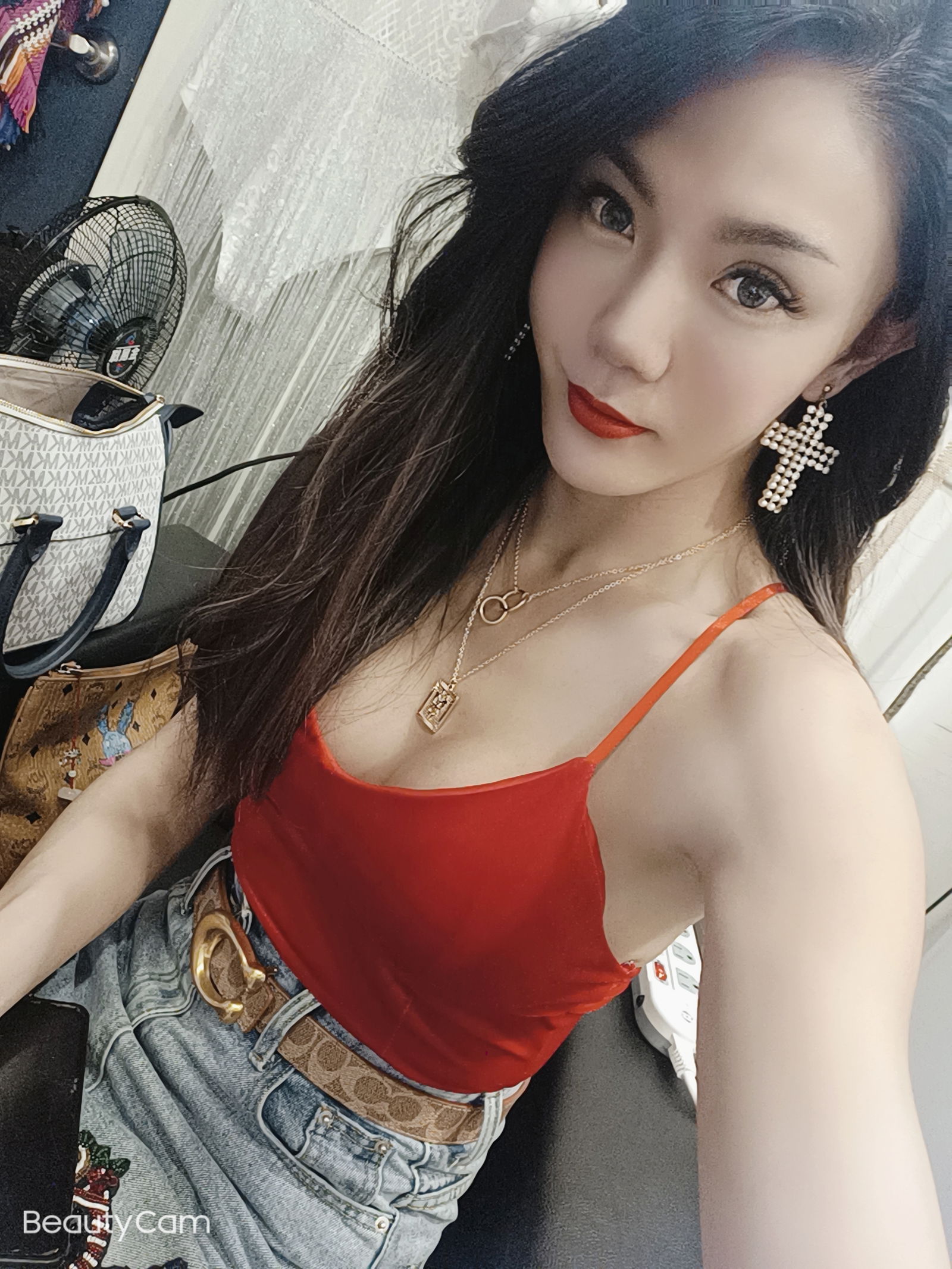 三性女王👑人妖皇后🔱黃楀喬🔱's avatar