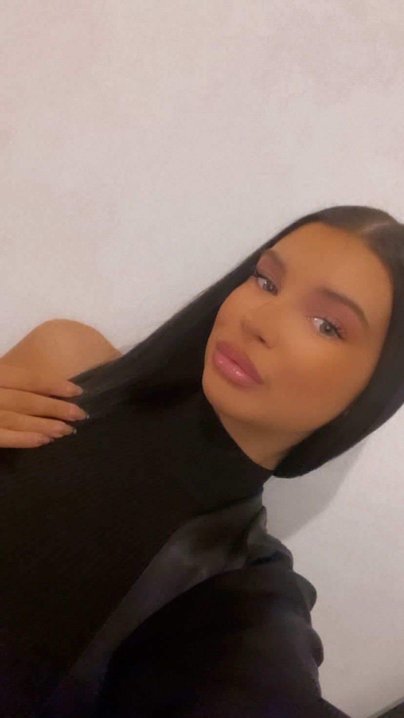 Elle 🤍's avatar