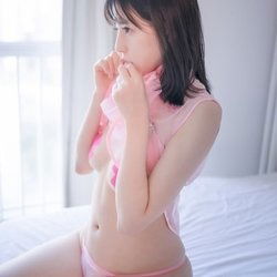 EllieLi艾栗栗栗子吖's avatar