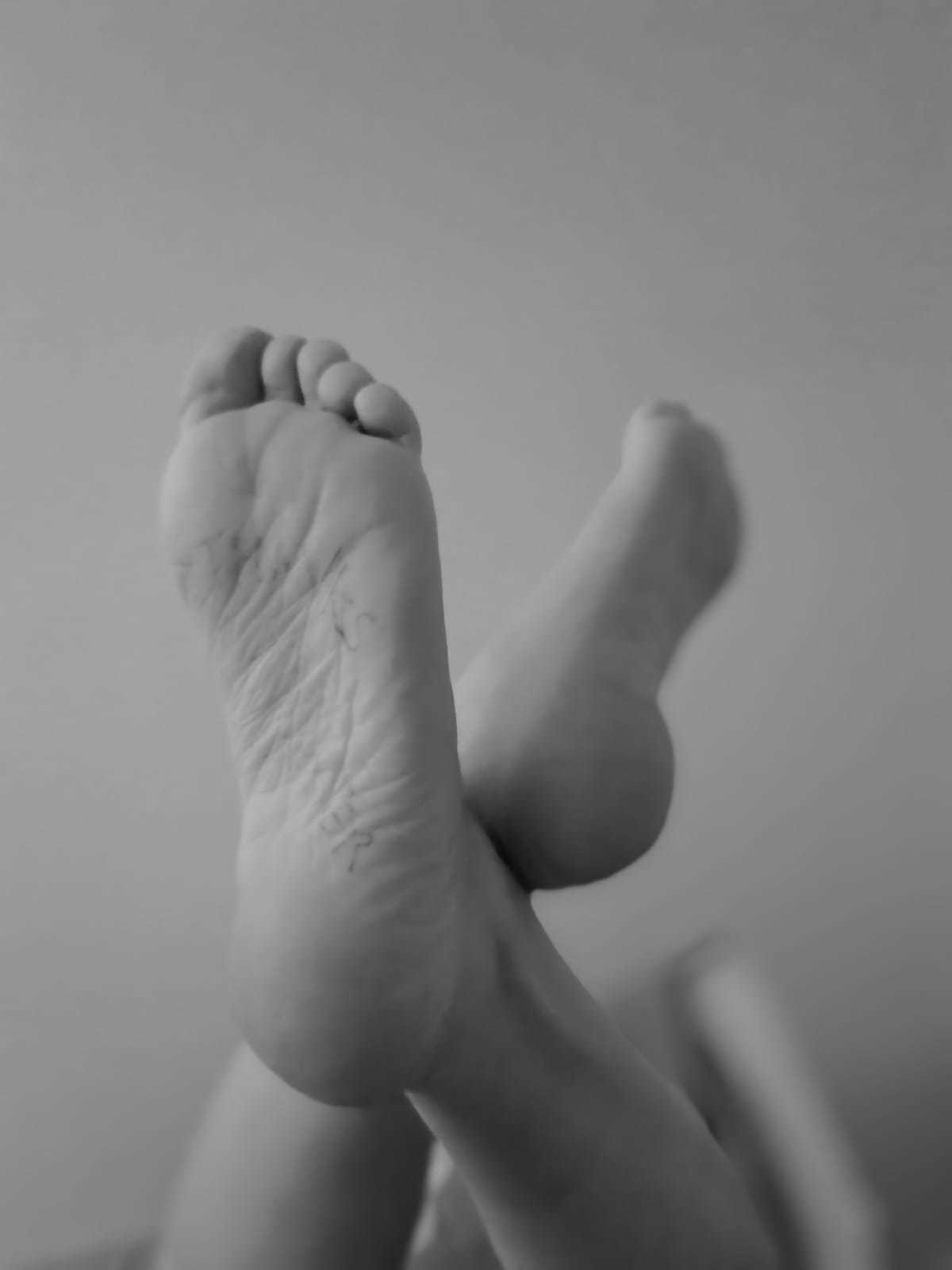 Elly_feet