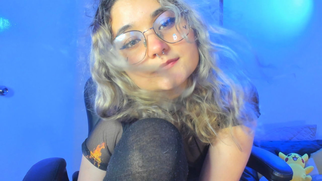 ⭐Lola⭐'s avatar