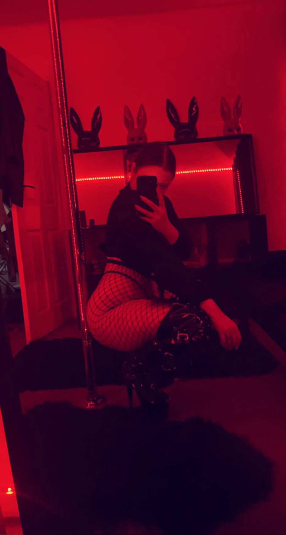 Ema's avatar