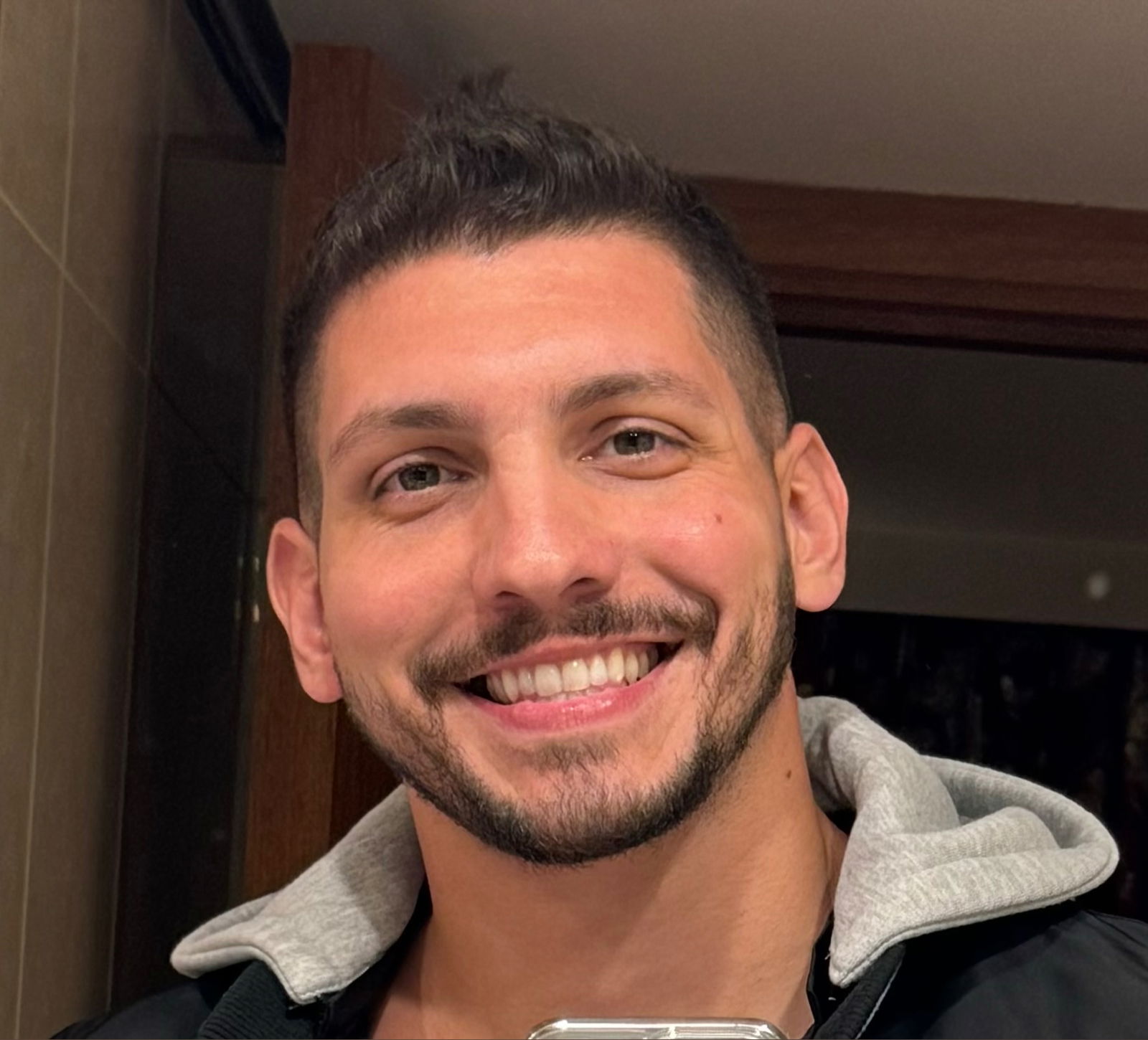 𝐄𝐌𝐈𝐋𝐈𝐀𝐍𝐎 𝐓𝐄𝐑𝐑𝐀 creator profile