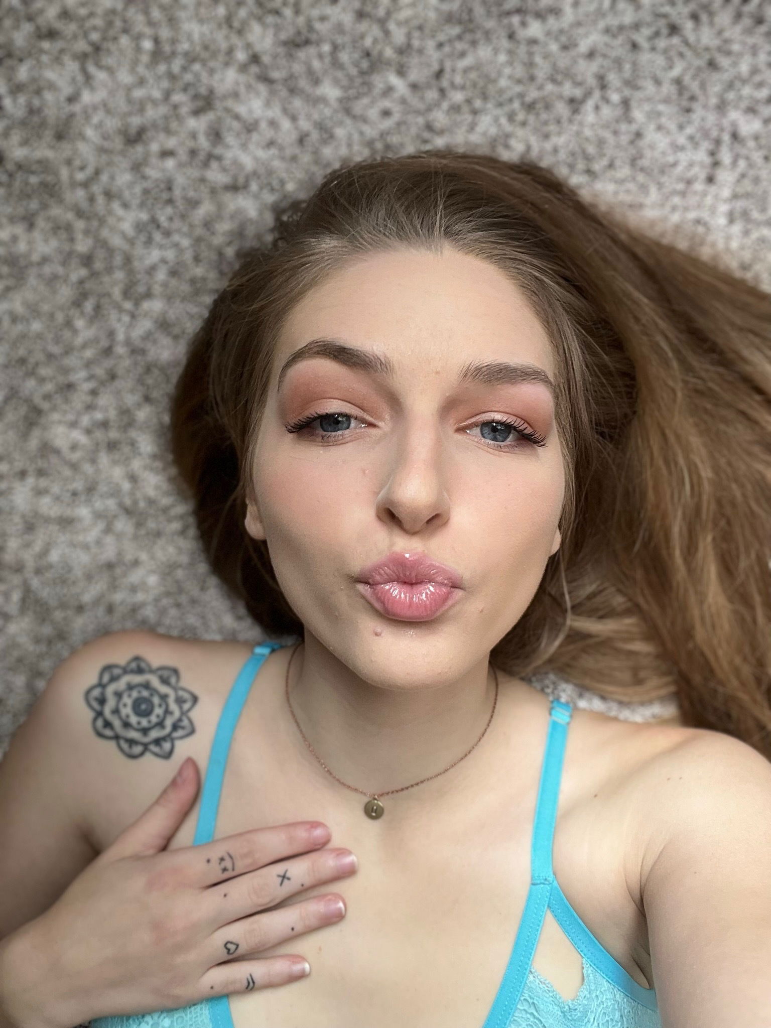 Emily 💋's avatar