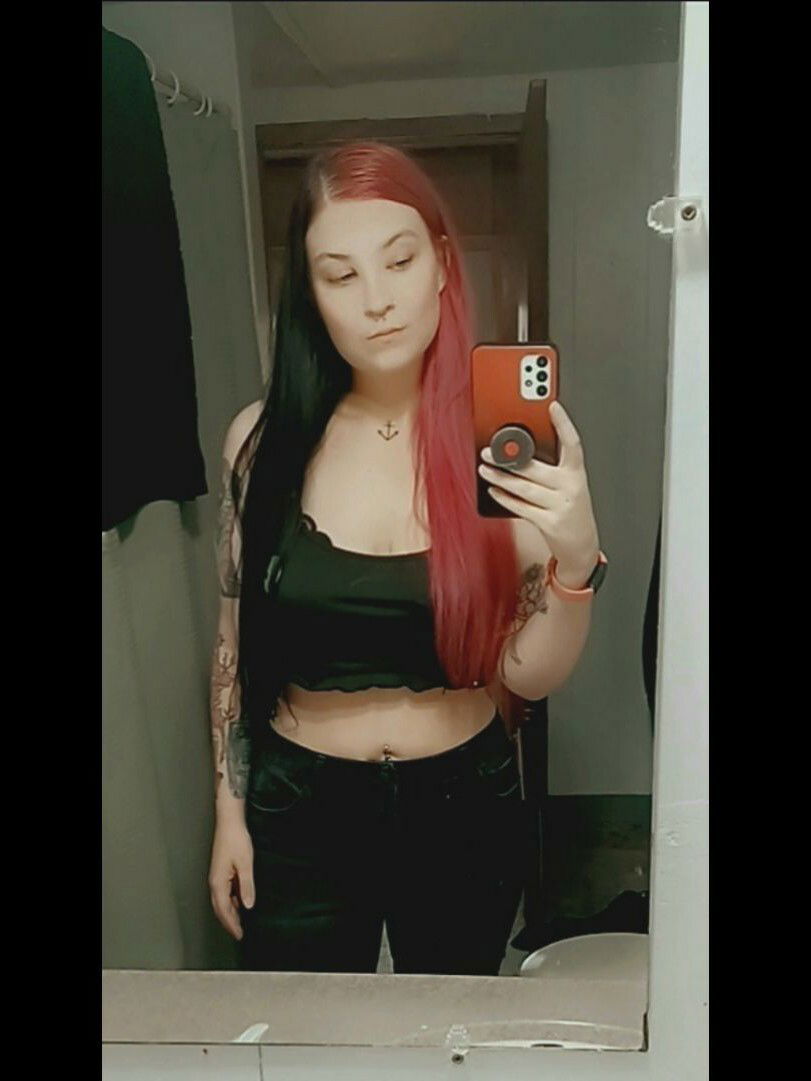 emo queen's avatar
