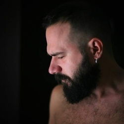 Eric1084's avatar