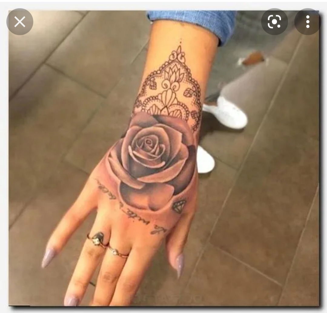 Sabyna🤗's avatar
