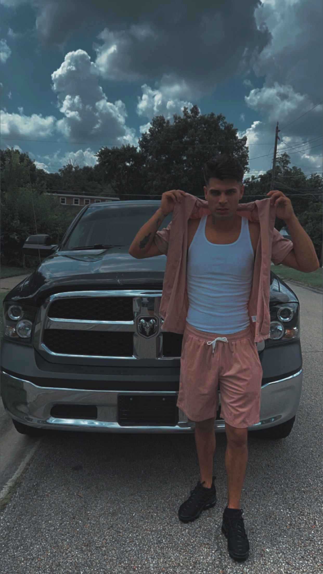 Mike enzy's avatar