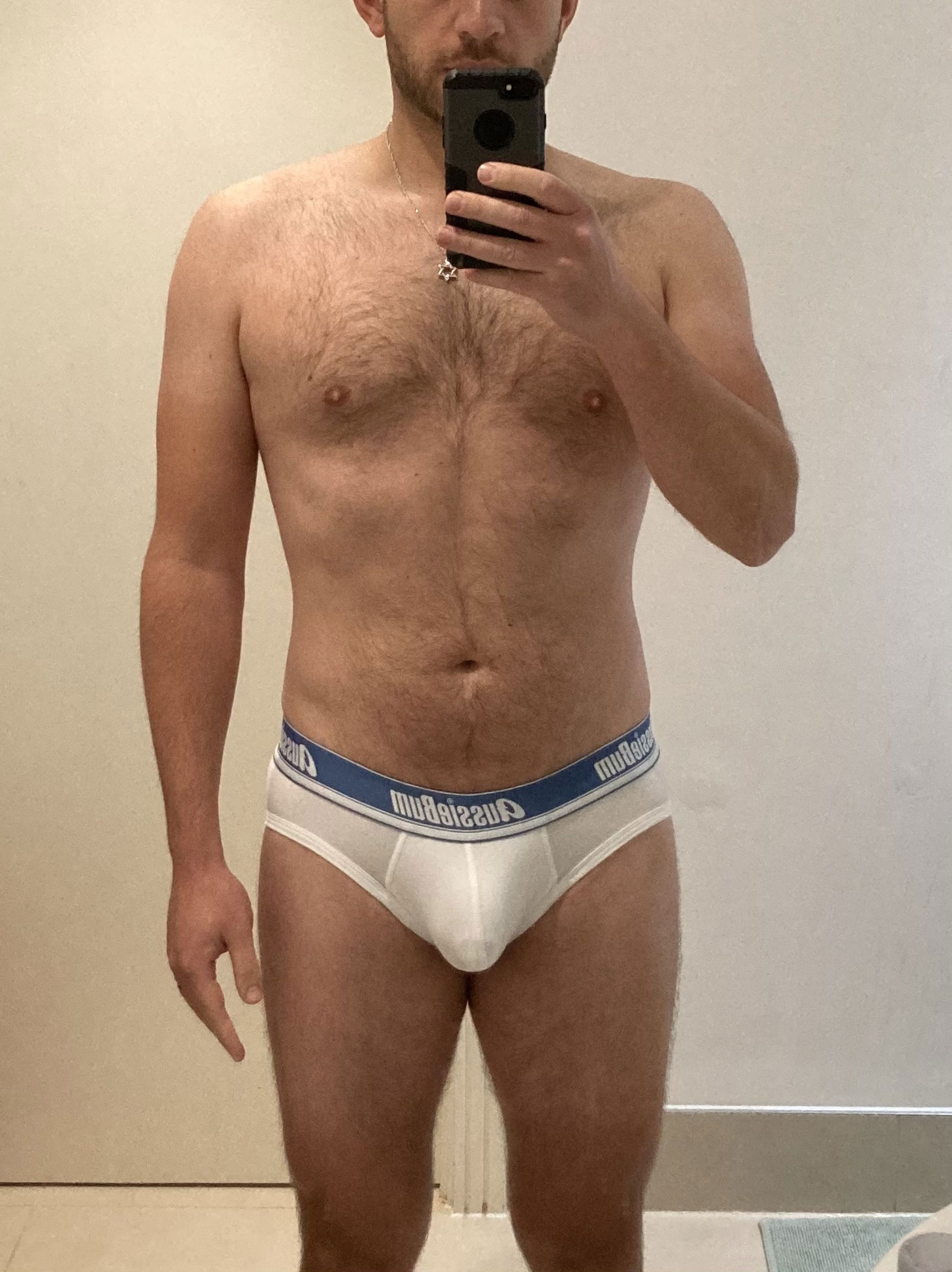 Exploring Exhibitionist's avatar
